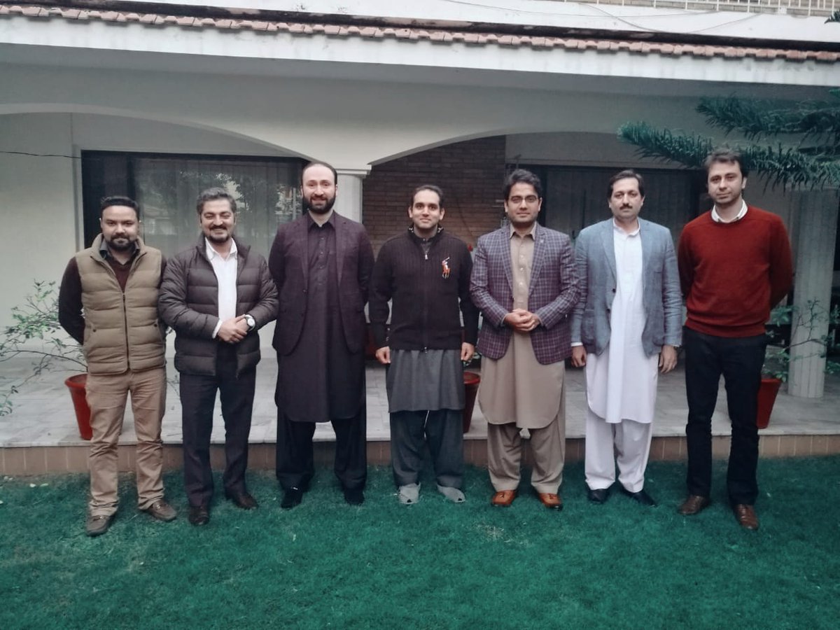 kamrankbangash's tweet image. Met with H.Consul General of Estonia in #Pakistan, Aamer Sarfaraz, an insightful individual running one of the largest VC funds of North America named OakWood. We discussd opportunities of cooperation to apply the E-Estonia model in KP &amp;amp; invite VCs into the land. #TechDrivenKP