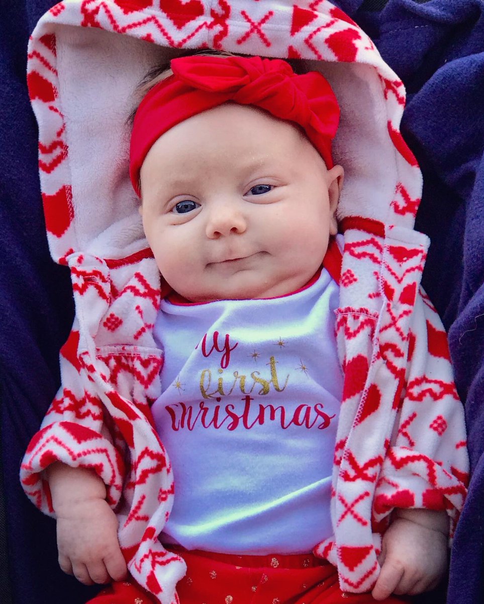 mrsgrafscience's tweet image. Ready for the Holidays! ❤️👶🏼🧒🏼🎄