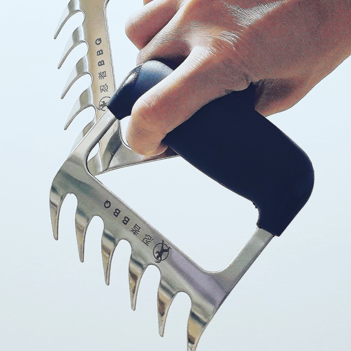 rhsoddld's tweet photo. 忍者 Ninja BBQ Premium Stainless Steel Meat Claws, Grilling Accessories, Meat Shredder with Safe Soft Grip Material
.
#bbq #party #meatclaw #capming #barbeque #chicken #turkey #outdoor #claws #thanksgivingday #christmas
#newyear 

https://t.co/ume34bhyUR https://t.co/hJbOcUBqDg