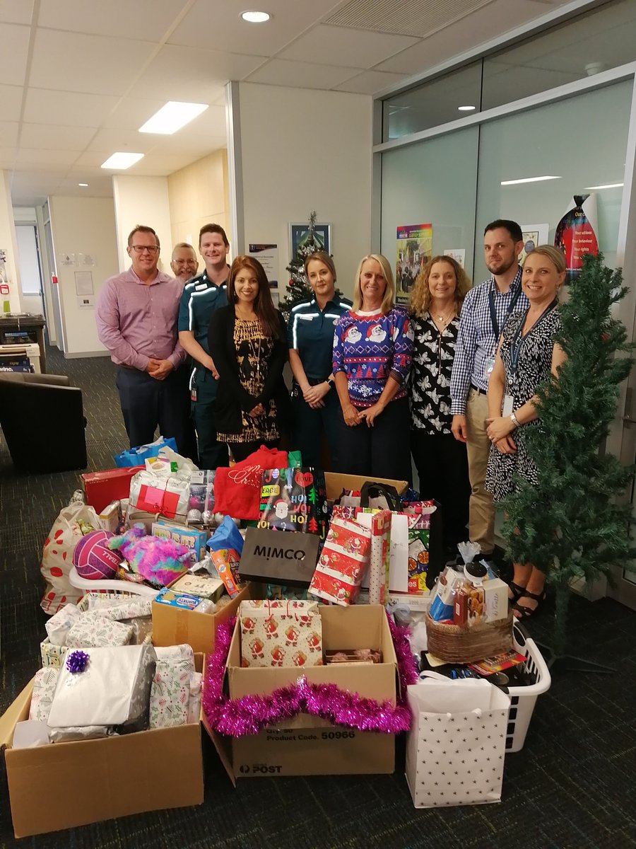 QASBrisbaneSth's tweet photo. The QAS Metro South LASN Team came togethor to support the Annual Domestic Viloence and Family Viloence Gift Drive. 

Christmas can be a difficult time for some and hopefully these gifts can put some smiles on faces over the festive period. https://t.co/KqHnn9dHie