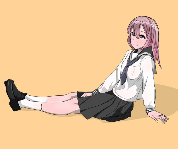 セーラー座り練習 