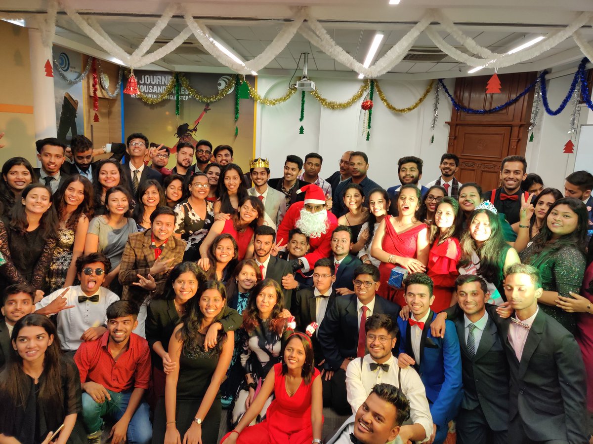 centreoflearnin's tweet photo. Few moments from COL Christmas celebration!
#thomascookcentreoflearning  #thomascookindia  #allabouttravel #tci #tccol #col #colstudents #collife #centreoflearning #lasteventoftheyear2019 #colcelebration  #mumbaicelebration #mumbaibatch #xmas2019 #christmascelebration #fun https://t.co/hGtB8U7kIo