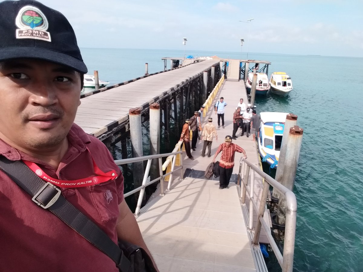 JhonFeri15's tweet photo. #DesaSurga  menjadikan desa yang mandiri dan menjadikan tempat yang nyaman dalam mengembangkan sektor perekonomian dalam destinasi wisata
@jokowi 
@Kiyai_MarufAmin 
@halimiskandarnu 
@anwsanusi 
@imansyukri 
@taufikmadjid71 
@fachrilabalado https://t.co/J74Mm3cyOQ https://t.co/BHgy2cEa65