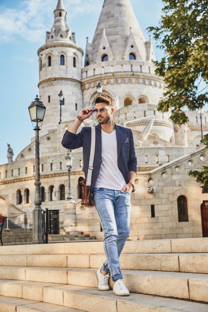 Dukefashions's tweet photo. Enjoy casually smart style the DUKE way this season, and look great both in and out of the office.
#Duke #Blazers #Coats #Tees #Denims #Tshirts #Jeans #Sports #Shoes #Bags #Eyewear #Watches #Shopping #Winter #Clothing #office #Casuals #Semiformals #Style #Looks #trendy #Lifestyle https://t.co/UQdRGJZ89o