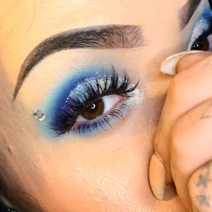 #blueblood thank you for never letting me down ❄️💙❄️ @JeffreeStar @ABHcosmetics @juviasplace @MorpheBrushes<a href="/tag/blueblood"class="tags">#blueblood</a>