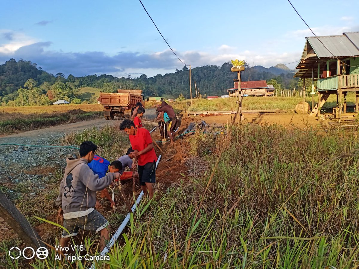 yusranpdti's tweet photo. Manfaat dana desa, pembangunan Jaringan Air Bersih Desa Puuwiwirano Kecamatan Routa Kabupaten Konawe Provinsi Sulawesi TenggaraTahun 2019
#DesaSurga 
@jokowi 
@Kiyai_MarufAmin
@halimiskandarnu 
@anwsanusi 
@imansyukri 
@taufikmadjid71 
@fachrilabalado https://t.co/Tt7YCUaiWZ