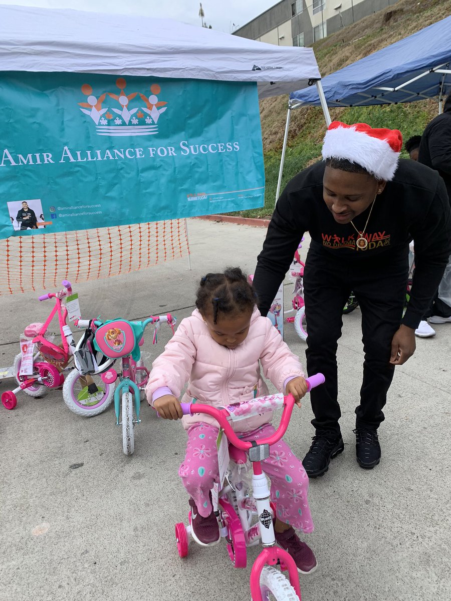 _sofattish's tweet image. #ToyDrive #2019 #amirallanceforsuccess #sandiego #sofattish