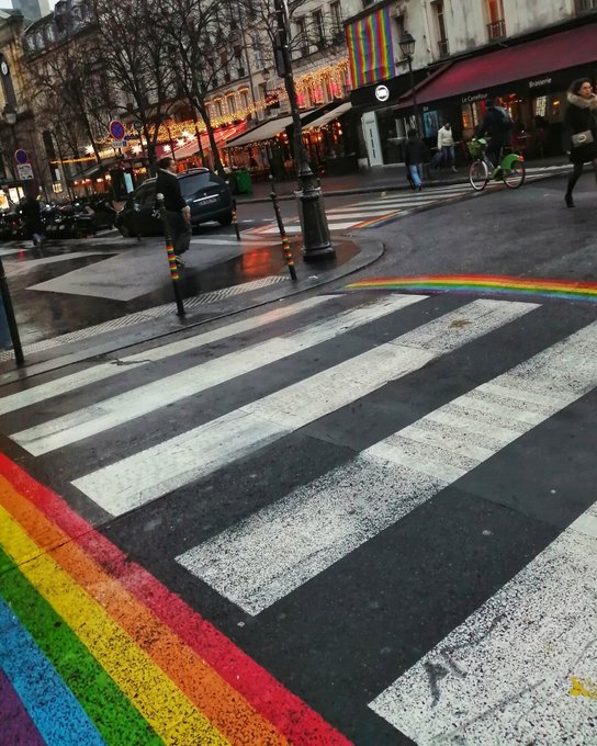 Balade au petit matin... Et le plaisir de re-d&eacute;couvrir Paris &agrave; pieds, de Pigalle &agrave; Bastille... https://t<a href="/tag/massagetha%C3%AF"class="tags"><span>#massagetha&iuml;</span></a>