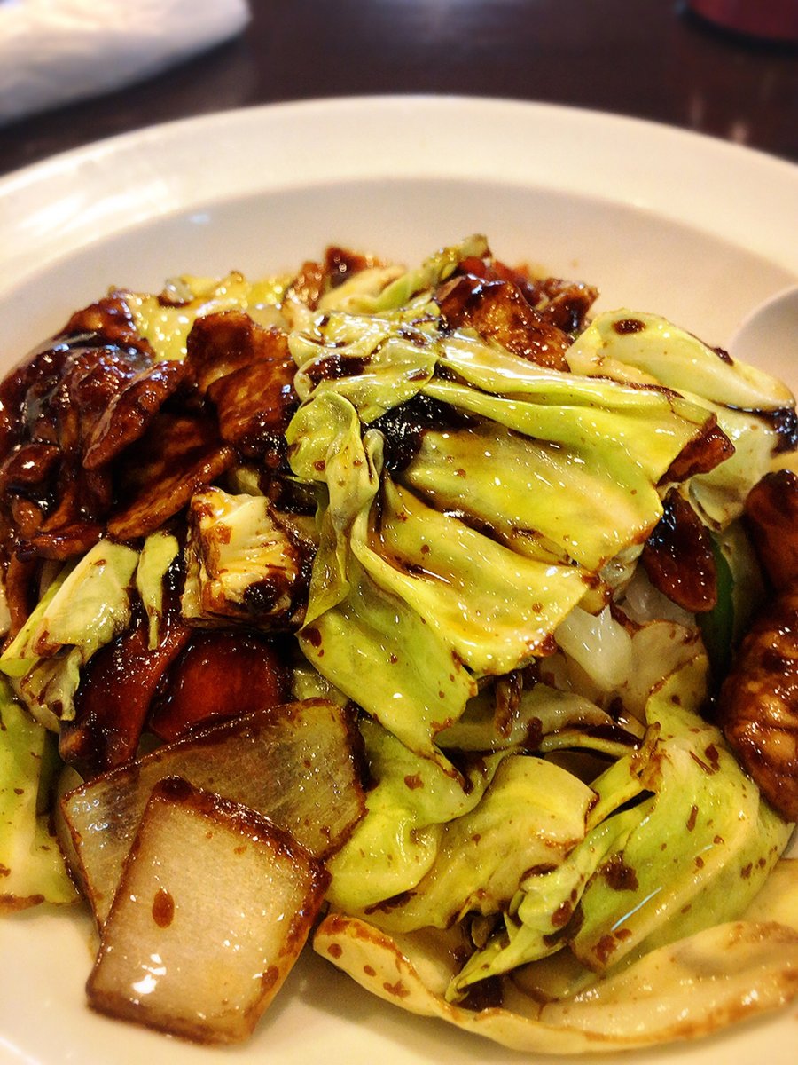 岐阜おいしいもの巡り 四川園 岐阜市加納竜興町 加納高校近くの中華料理屋さん 台湾ラーメンと回鍋飯のセットを注文 台湾ラーメンは辛さ控えめで食べやすい 回鍋飯は具沢山かつ濃い目の味噌だれでご飯がとても進みます