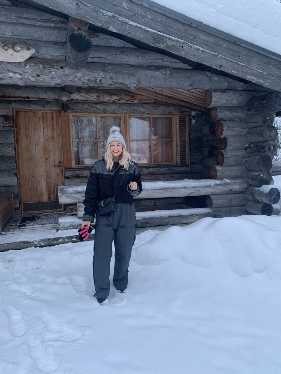 SiobhanParker11's tweet image. Day two - ready for the snow mobile! ❄️ ⛄️ #lapland #yllas #honeymoon