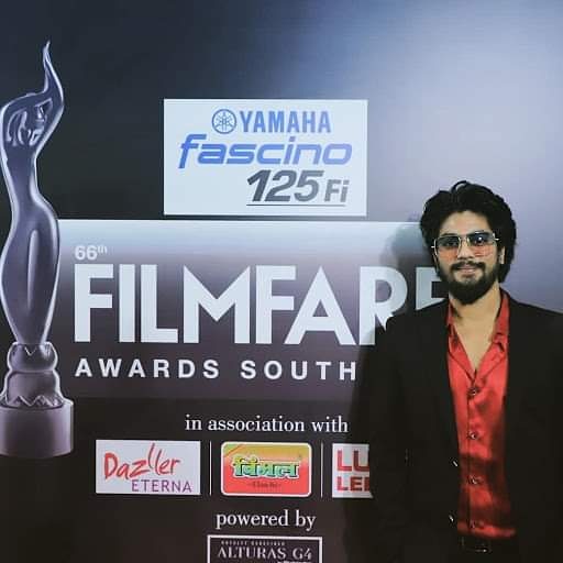 Dir_Alex_'s tweet photo. Alex 📸at #Filmfareawards!
.
.
.
#filmfareawardssouth2019 #Ethirvinaiyaaatru #Tamilmovie @filmfare https://t.co/3rOZa7nCvk