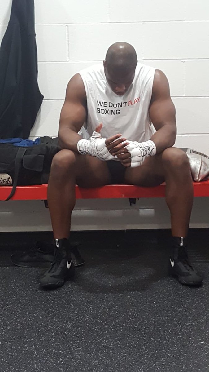 DynamiteDubois's tweet photo. It’s my life 🥊 

#DDD #EveryBelt #Boxing https://t.co/7vF7PTh1iq
