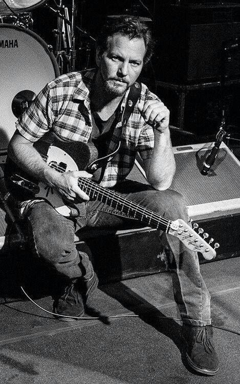 Happy Birthday To Eddie Vedder!!!!!! 