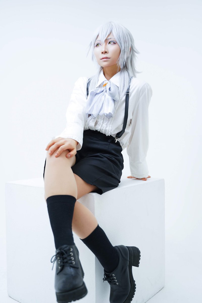 寿々 Cos 捏造 年齢操作 鶴丸国永 刀剣乱舞 ショタな鶴丸にはお坊ちゃんな服を着ててほしいなという願望 T Co Fyitshvl35 Twitter