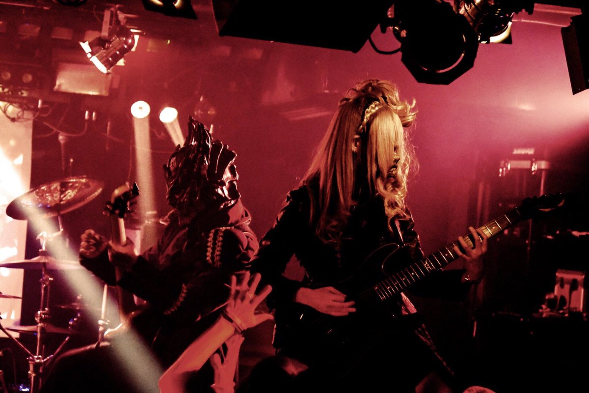 wester_5strings's tweet photo. Happy Birthday Ambii💉

Let's play again😈

フハハハハハ😈

#Amiliyah
#Ambii
#birthday https://t.co/lK4vJud95P