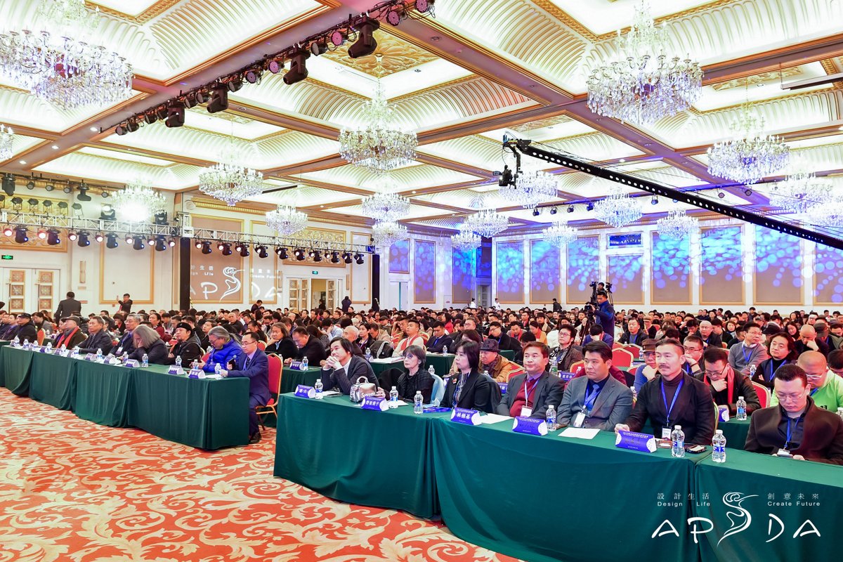LEDMY_Shenzhen's tweet photo. Good news! LEDMY was named 2019 Outstanding Contributor to the Space Design Industry
Click this link to explore the high quality products by LEDMY LED Lighting https://t.co/BmJSu8kgkK
Glorious Life from #LEDMY
#strip #LEDStrip #LEDSupplier #TopBrand #LEDlighting #StripLight https://t.co/Y92UcVlTKv