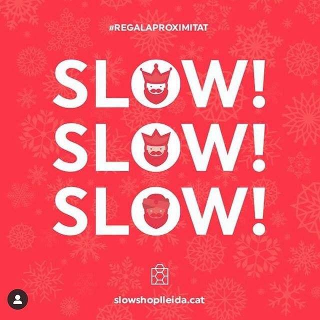 slowshoplleida's tweet photo. Us desitgem bones festes i un bon any 2020 des de Slow Shop Lleida i us donem les gràcies per ser-hi un any més. Regala proximitat, regala comerç i serveis Slow! 🌲🔝 #Slowshoplleida #socslow #nadal2019 #comerçambvalors #serveissingulars #lleida https://t.co/jAGqXFR0el https://t.co/gSCaGf1FII
