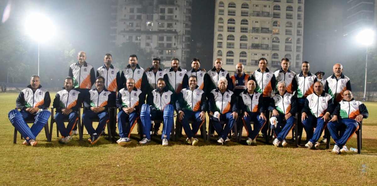 Indiaover50's tweet photo. The second game of 35 overs was played on Friday and captained by Mr Verinder Bhoomla ( Fit India) and Mr Parakh Ananta. ( Khelo India) 🤩
👉Stay tuned for T20 fixture for Saturday, at Khar Gymkhana ...
#CricketMeriJaan  #india #cricket #cricketmatch #khargymkhana #ivcci #2k19 https://t.co/XS5gcVgBN5
