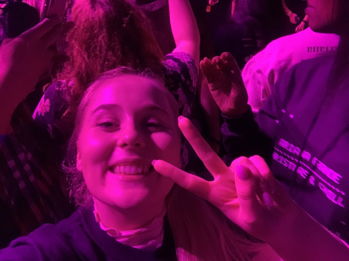 needyeliza's tweet photo. im emo so i just wanna say that i am so fkn proud of myself. not many people can say they beat their anxiety and disability and travelled across the world to see their idol front row 3 times. i am so happy. tysm swt, you’ve been an absolute dream @ArianaGrande https://t.co/CxeEveBKAs