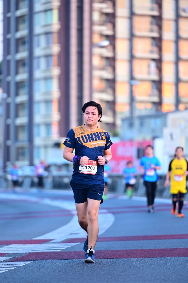 pchy_ch's tweet photo. เมื่อผ่านกล้อง...ก็ต้องวิ่ง
สกิล Acting ก็ต้องดีด้วย 😀😀
📸 In Myzz Eye
#TanapornClinicRunner #BrotherBeatCancerRun2019 #RunPchyRun
#DECRUN04 #TNP39 https://t.co/friFxdxy2W