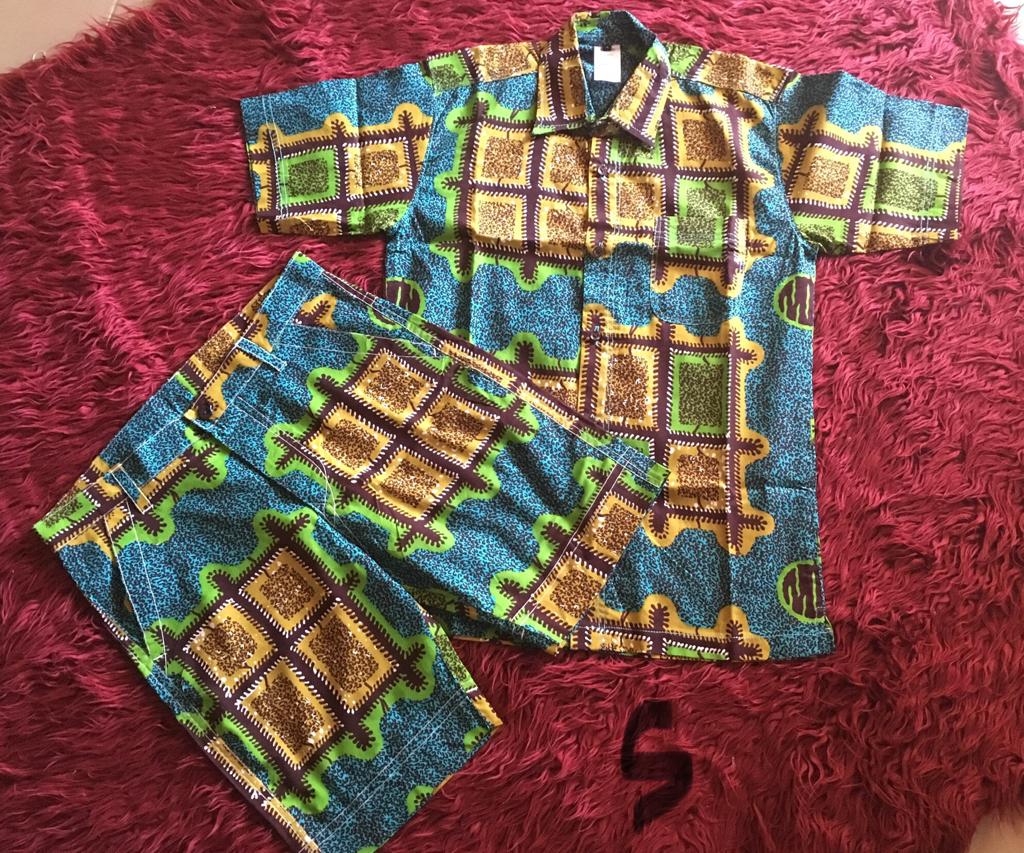 OnlyClassics2's tweet photo. Bloom without making a statement this Christmas season .. Hit us up for this woodin made clothes today.. call us on 0552624011
All sizes available #Onlyclassics #LEGENDARy https://t.co/VldLJ7pDOi