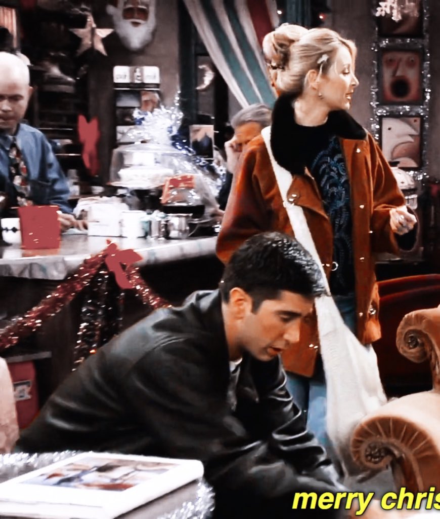 anistonily's tweet photo. from the wise words of phoebe buffay: MERRY CHRISTMAS EVE EVE https://t.co/P75DJwWOXQ