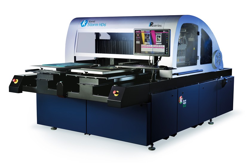 CPrint_Sourcing's tweet photo. À l'approche des fêtes de Noël, focus sur l'imprimante #Kornit Storm HD6 @kornitdigital présentée sur notre plateforme #cprintsourcing par le distributeur Must Technologie (@TheMustTech)  🎄
➡️ https://t.co/SvUyejcVTf
#imprimante #print #équipement #cprint #cprint2020 #noël https://t.co/47dIfIsE8B