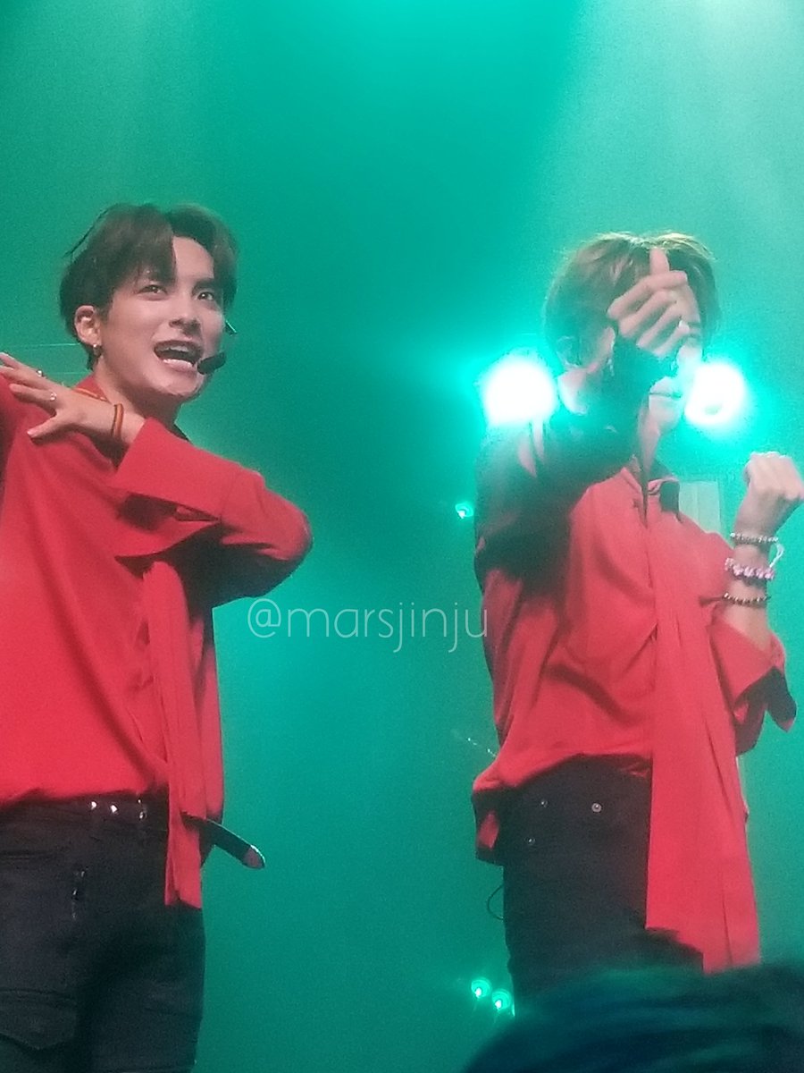 seonghwacafe's tweet photo. Here some other photos... ill look through my photos more and post more later ... 

#ace #ACEinLosAngeles #ACEinLA #ToBeAnAce #choice https://t.co/jmvWpDHOGi