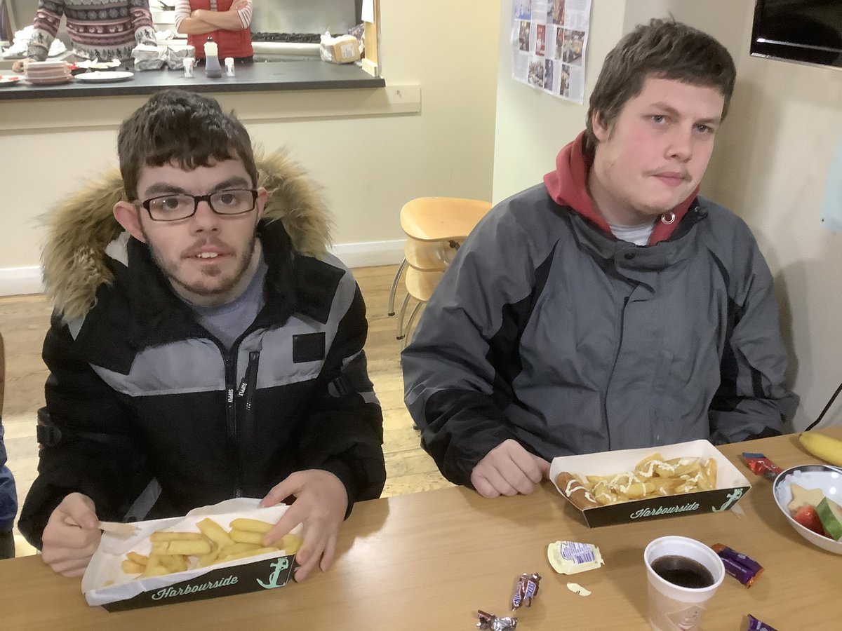 plymouthsouprun's tweet photo. Sausage and chips were on the menu @plymouthsouprun last night, thanks to @HarboursidePlym .We served 87 people, 58 @shekinahmission, 23 on the run and 6 at the #WinterProvision. Everyone really tucked in. #Thankyou Sarah and suppliers.#community #makeachange https://t.co/3tM5SFkeHa