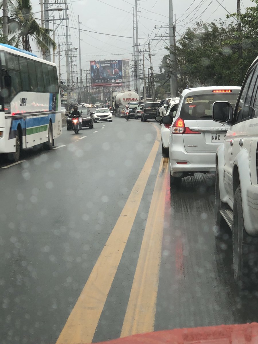 maltiq's tweet photo. It’s been two hours now from Batangas City Pier to Startoll and NO traffic mngt team is onsite! #BatangasCity #StarToll #BatangasProvince https://t.co/UY5cSPtAX5