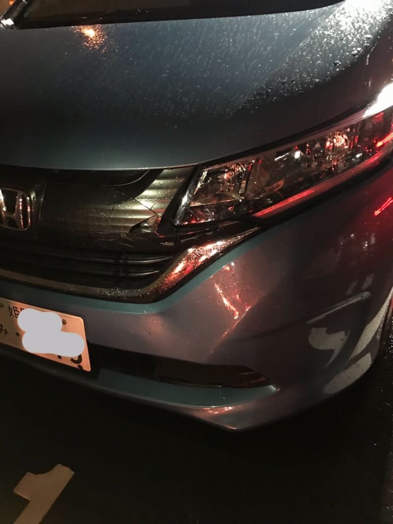 谷口蘭太郎 サイコーだったのに駐車場戻ったらクルマ当て逃げされててサイアク でもpunchのtシャツ着たお兄さん達が さっき当てられてましたよ 僕らナンバーちゃんと見てましたから って教えてくれたんで突き止められるかも クロマニヨンズファンは 谷口蘭太郎 サイコーだったのに駐車場戻ったらクルマ当て逃げされててサイアク でもpunchのtシャツ着たお兄さん達が さっき当てられてましたよ 僕らナンバーちゃんと見てましたから って教えてくれたんで突き止められるかも クロマニヨンズファンは