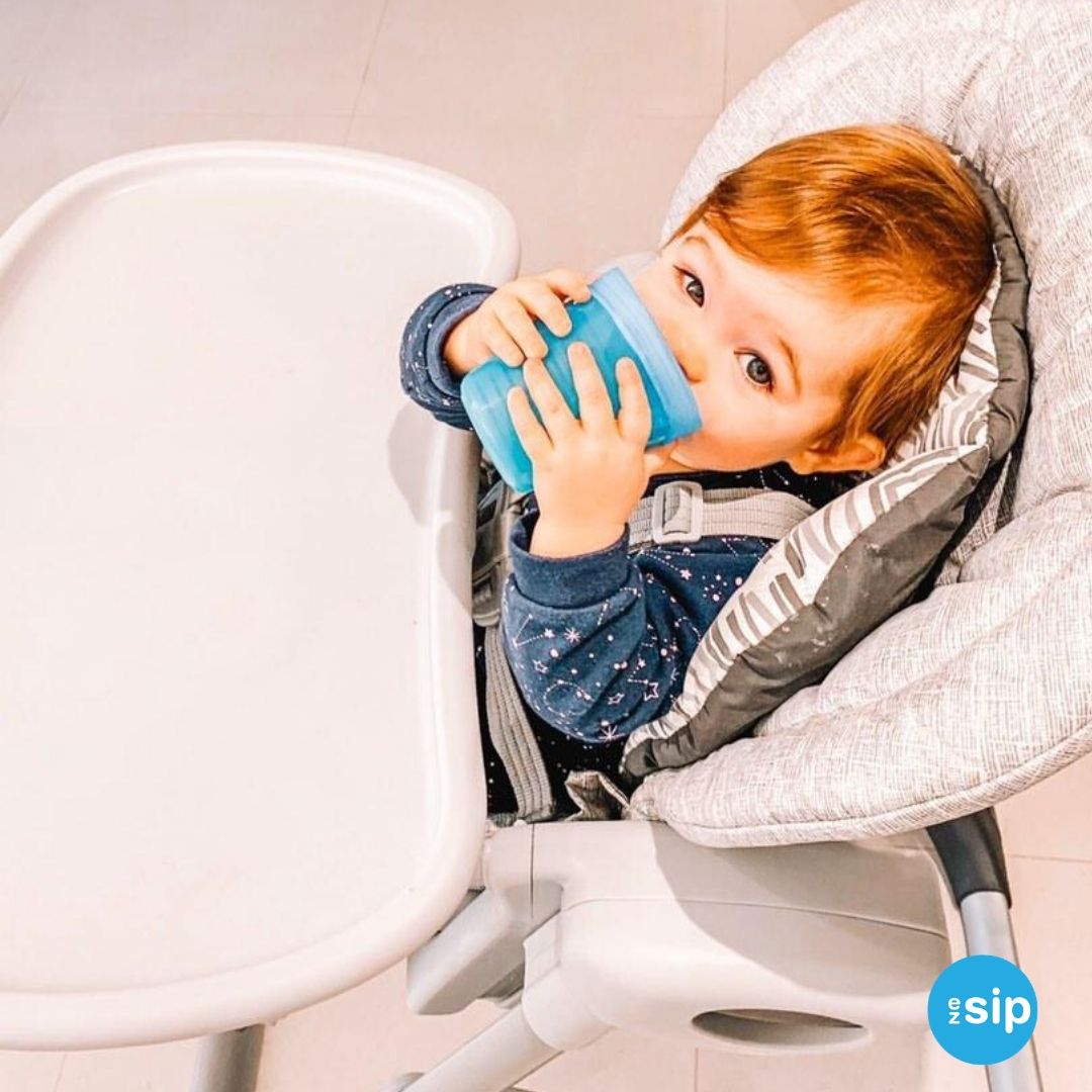 For some #festive feel-good #mondaythoughts we say: “Don't be pushed around by the fears in your mind. Be led by the dreams in your heart.” #BePositive #ChristmasIsComing #KindnessMatters