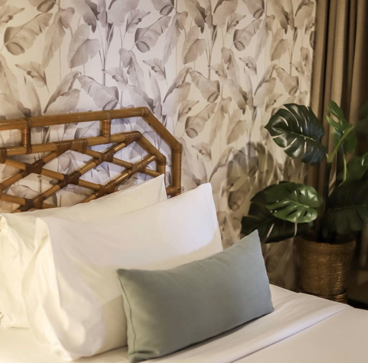 Regent Chalet Hua Hin tweet media