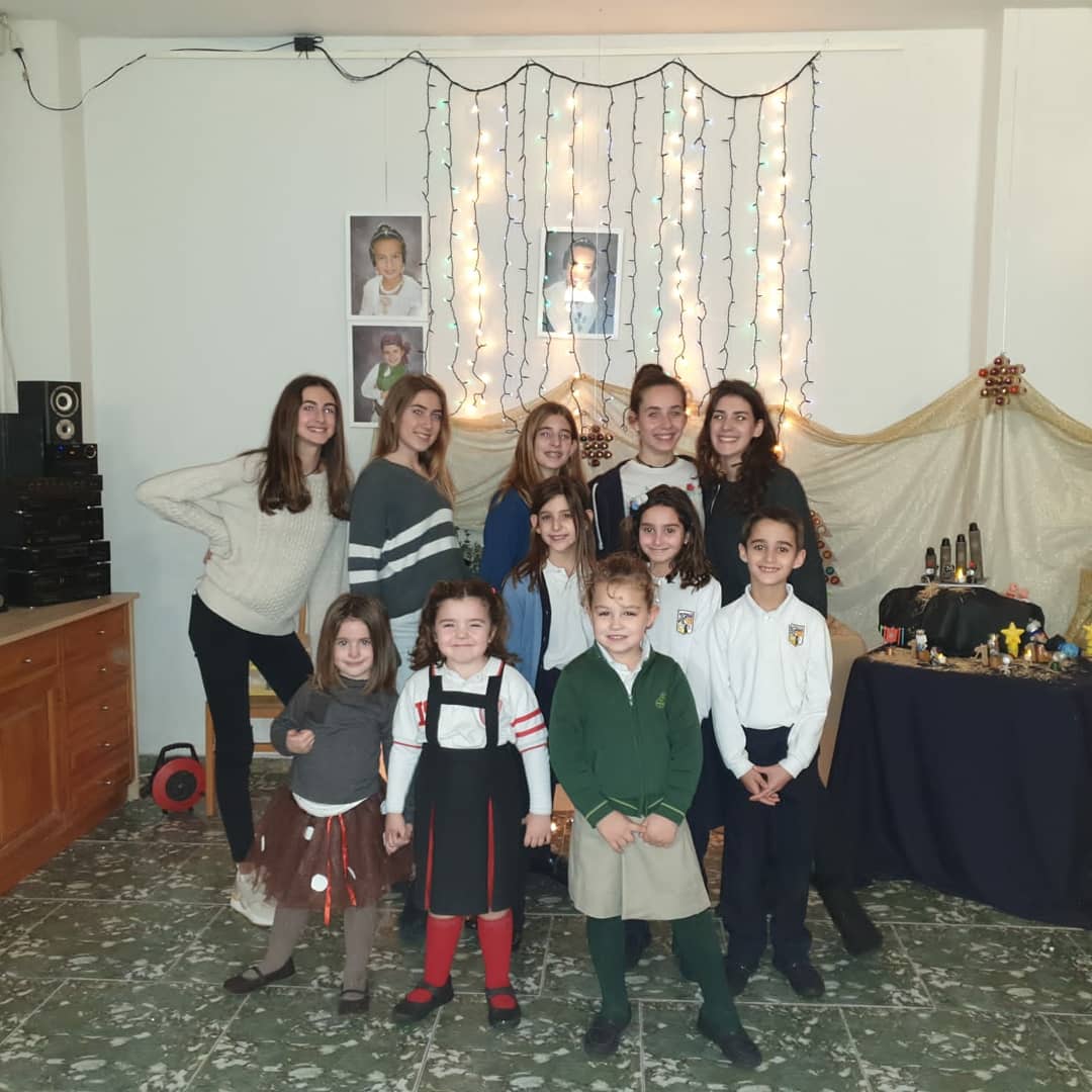 Falla_161's tweet photo. Nuestra comisión infantil ha realizado este año un Belén muy original con cápsulas de café.
Ha recibido el premio extraordinario al mejor Belén de la Agrupación Gran Vía.
#BonNadal 
#Infantils161
#Belén161 https://t.co/nD1MAi0gOf