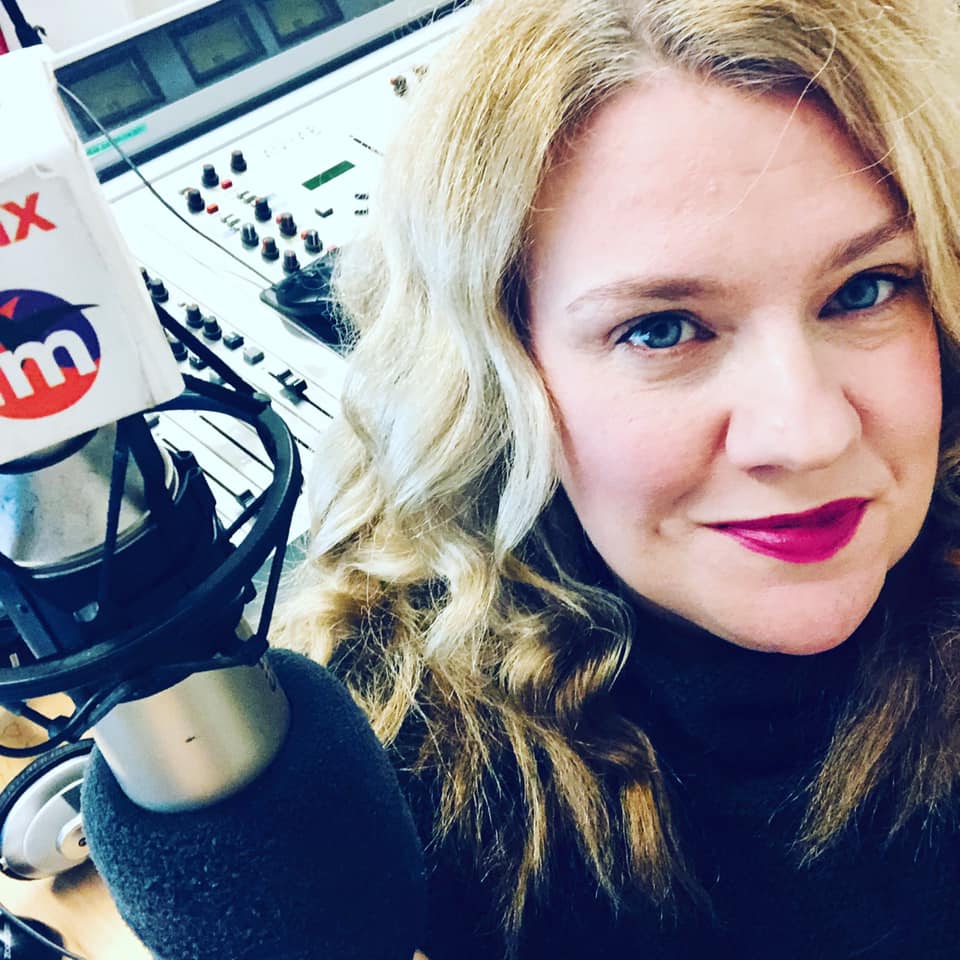 luckybitches's tweet photo. Its the last Eat my Brunch radio show of 2019, so join me at 10am for three hours of music, entertainment &amp; a listen back to some of the amazing music guests this year. #eatmybrunch weekday 10am - 1pm @phoenixfm #michelleward #localradio #newmusic #localnews #topicalchat #quirky https://t.co/yXemSItR9S