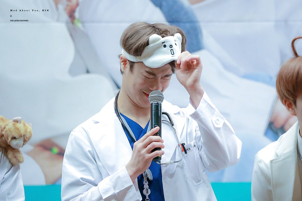 maybin0126's tweet photo. 171119 

사랑둥이

#아스트로 #ASTRO #アストロ @offclASTRO
#문빈 #MOONBIN #ムンビン #빈이 https://t.co/TIE5KasQPO
