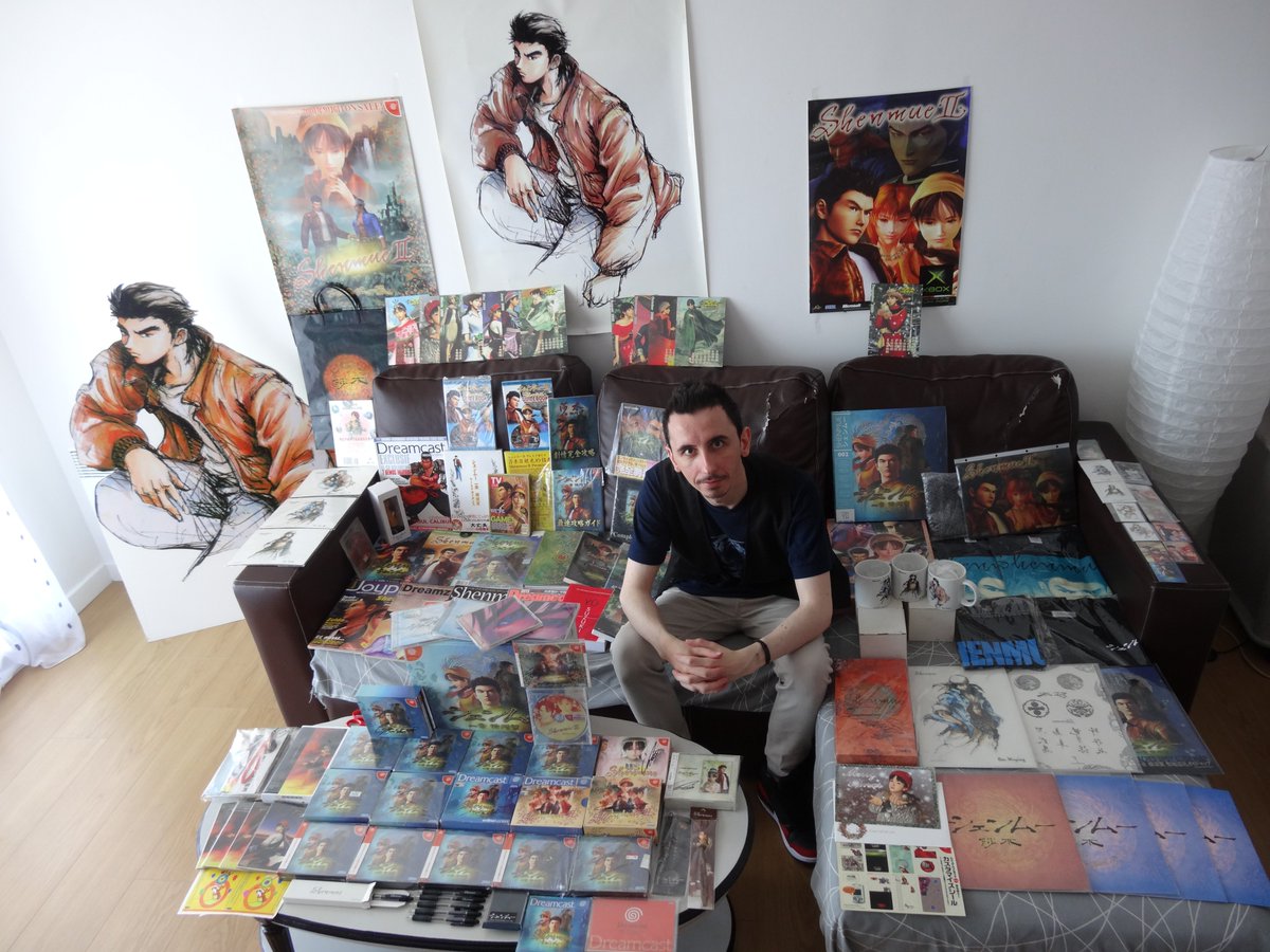 Deville_Davidx's tweet photo. Huge thanks to @KochMediaUK for the amazing Christmas gift! As a #Shenmue collector, I'll treasure it! 😍

こちらのクリスマスプレゼントが@KochMediaUKさんから届きました。私はシェンムーのコレクションを作っているので大切にします！
#Shenmue3 
#シェンムー https://t.co/0rHtUzlkJB