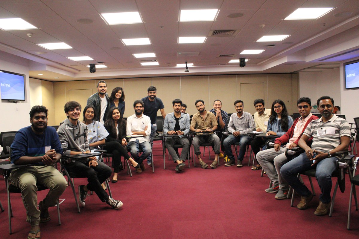 cfkindia's tweet photo. 2019 is about to end and we thought to end it on a great note.
Last Saturday, we have successfully soft-launched 𝑫𝒆𝒔𝒊𝒈𝒏 𝑭𝒐𝒍𝒌𝒔. 
The agenda was 'Design Thinking in Real-world' and we were surprised to see an amazing response from every attendee.
#DesignFolks #UnMeetup https://t.co/sXDHptbfFF