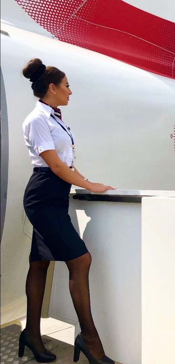 HotAirHostesses's tweet photo. Euro beauty
📸 @hannahxella_

#CabinCrew #Uniform #Tights #Legs #Heels #HighHeels #Pantyhose #Stocking #Nylon #Feet #feetpictures #flightattendant #Sexy #Skirt #Smile #RT #Girls  #Azafata #CabinCrewLife #BA #Sheer #BritishAirwais #Euro #Follow #Fashion #Like #Brunette https://t.co/eDIgEPXVuM
