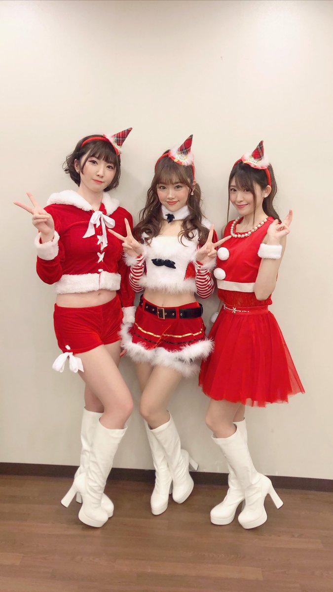 EASTcinderella's tweet photo. グランドサンピア八戸さんにて
🎄X'masファミリーバイキング🎄

LIVEさせていただきました🎙❤

2年連続のステージ
本当にありがたいです😌🌈

グランドサンピアの方々
お越し下さりました皆様
ありがとうございました🙇‍♀️❤️❤️

今年は3人バラバラの
サンタさんでしたぁ🎅🏻🌹

#シンデレラマジックEAST https://t.co/MxAxA9cybJ