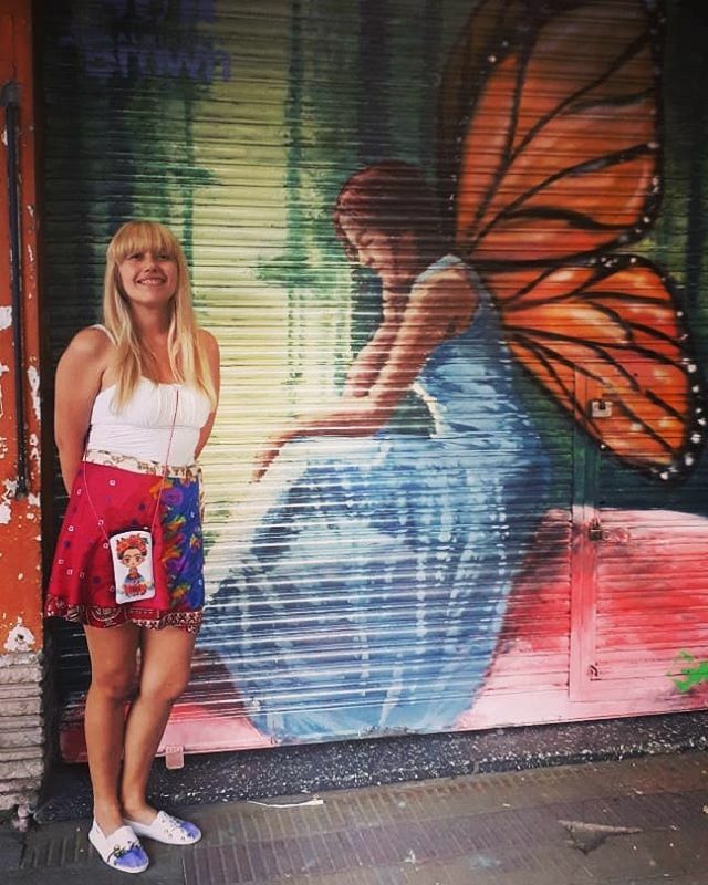 cenicienka's tweet photo. instagram Mural mariposa.
#murosur #mariposa #mural #streetart #artecallejero #muralismo #amolosmurales https://t.co/YyjcA9OFba https://t.co/xfuuYstdYM