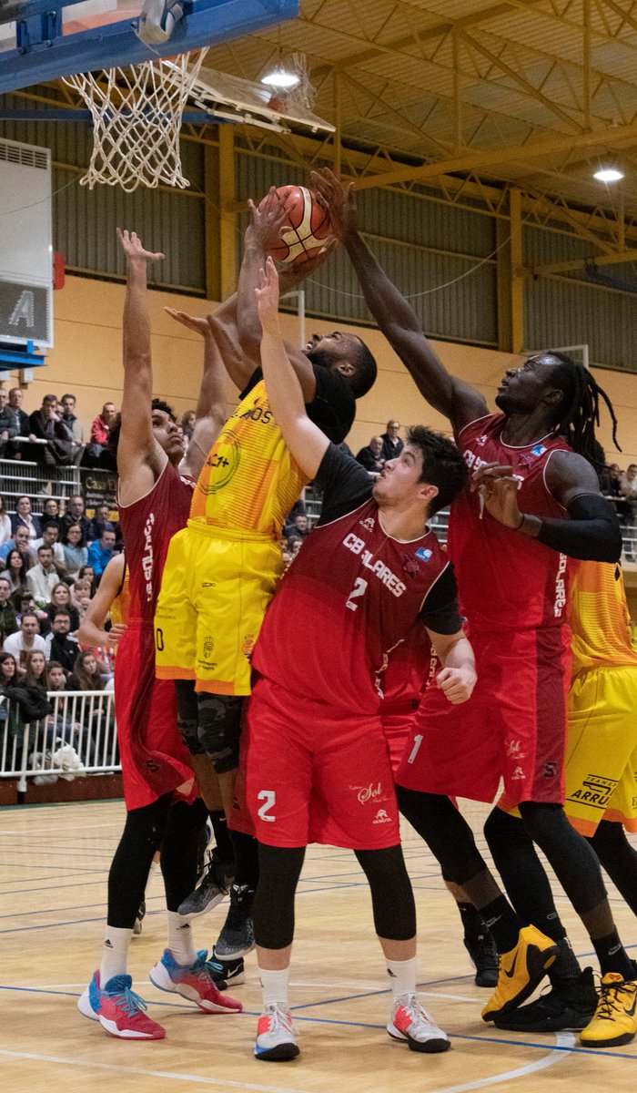 Contrameta's tweet photo. 🏀 @CBSolares 78 – AC1+ @PasPielagos 91
Los de Renedo se llevan la victoria en un intenso y emocionante derbi.
➡ https://t.co/Mq7fw7nQSl
#LigEBA https://t.co/FnUVEh6f00