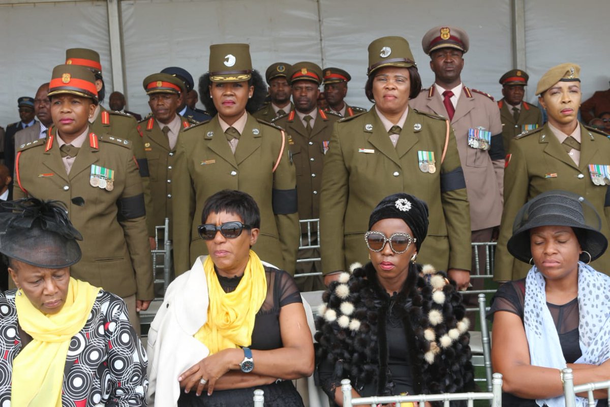 SANDF_ZA's tweet photo. The late Chief of the SA Army, Lieutenant General Thabiso Mokhosi funeral, 21 December 2019.
Photographs provided by Captain Marumo Machete, Defence Corporate Communication
#sandf
#sandf_19
#SAArmy_19 https://t.co/STyM2hLGiC