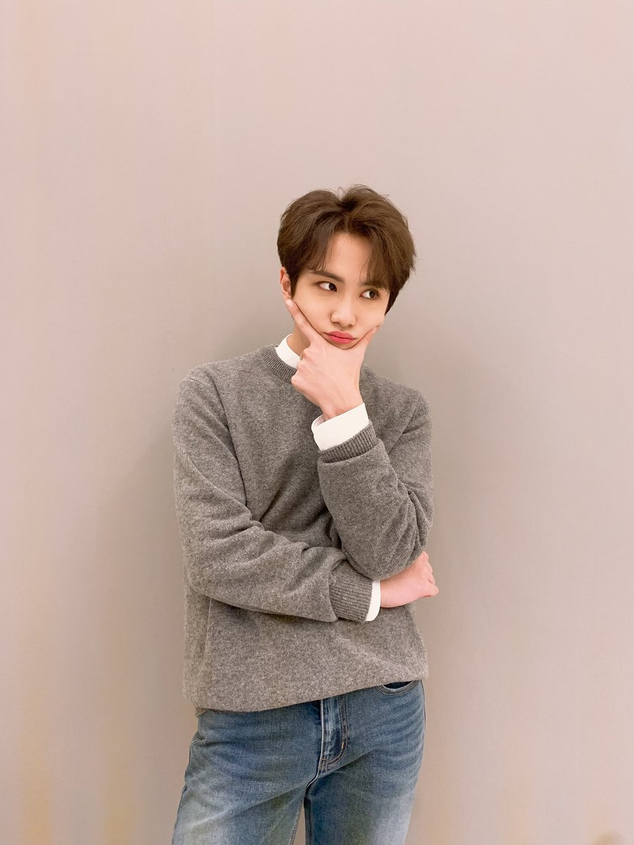 KDH_official's tweet photo. [#김동한] 🤨🤨 https://t.co/BRHavb0Ahk