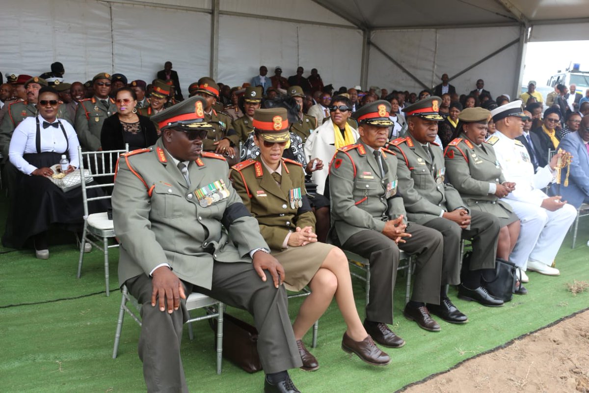 SANDF_ZA's tweet photo. The late Chief of the SA Army, Lieutenant General Thabiso Mokhosi funeral, 21 December 2019.
Photographs provided by Captain Marumo Machete, Defence Corporate Communication
#sandf
#sandf_19
#SAArmy_19 https://t.co/RPfuwYxdBb