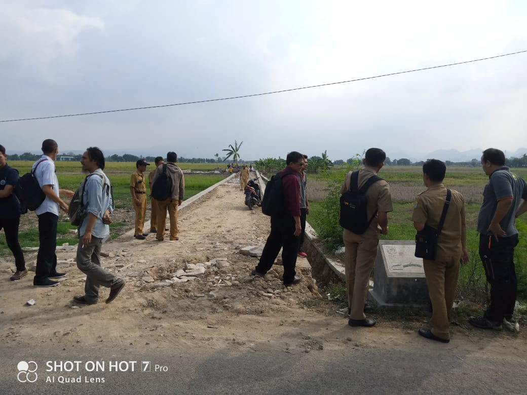Boetaxz's tweet photo. Bersama Desa kita demi masyarakat membangun Indonesia
#DesaSurga
#TPPCERBON
#jabarjuaralahirbatin
@jokowi
@Kiyai_MarufAmin
@halimiskandarnu
@anwsanusi
@imansyukri
@taufikmadjid71
@fachrilabalado https://t.co/bQGfUzlVe8 https://t.co/STu34z0g6u