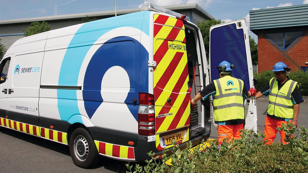 SewerCareUK's tweet photo. SewerCare has paired some of the newest equipment in the industry with our time tested techniques to give you peace of mind your issue will be resolved quickly and efficiently. #SewerCare #drains #drainage #sewer #drainrepair #sewerrepair #utilities https://t.co/Aw3F0Si5Aq