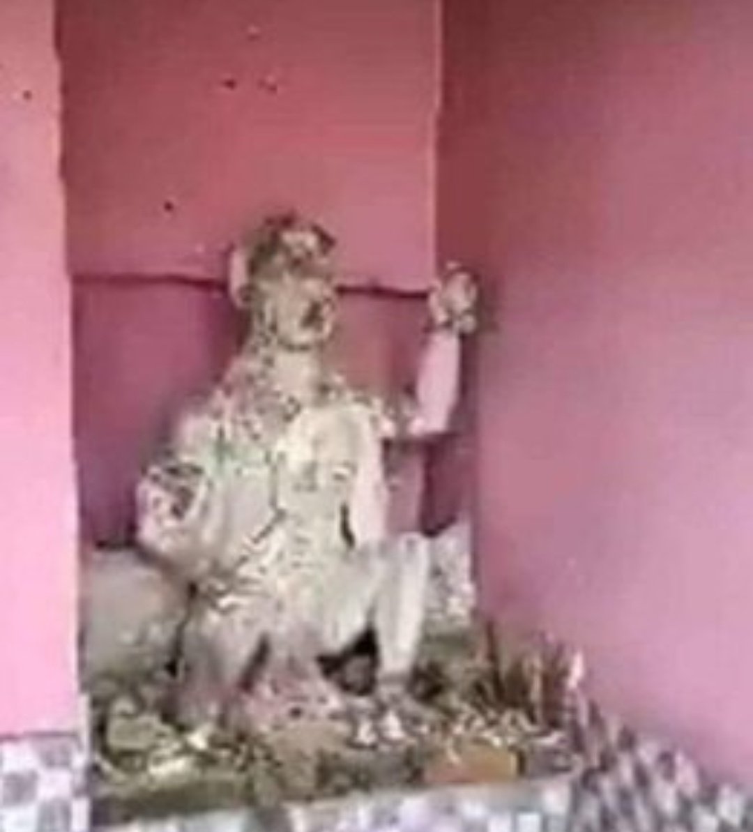 Deppaa2's tweet photo. #பீகாரில்_கோவில்களை
தாக்க ஆரம்பித்துவிட்டனர்!! தடுக்க முயன்ற அப்பாவி
#இந்து_கொலை 
இதுதான் அந்த 
#ஜிகாதி_நாய்களின் நோக்கம் இனியும்
நடுநிலை பேசினால்
நாளை தமிழகத்திற்கும்.
இதே நிலைமை தான்

#IsupportCAB2019 https://t.co/XABBs3o18h