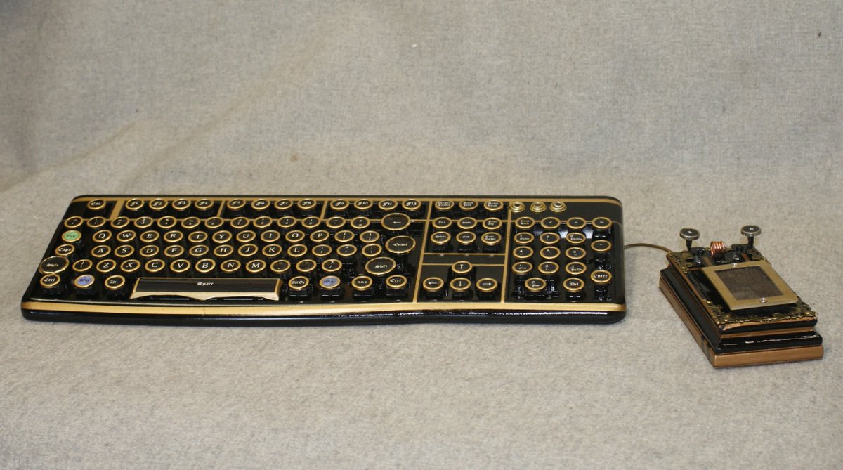 DavidAskem's tweet photo. The Elegance
Custom built keyboard and mouse
#steampunk
#retro
#vintage
#etsy
#movieprop
#artdeco https://t.co/FZc24CqWiF
