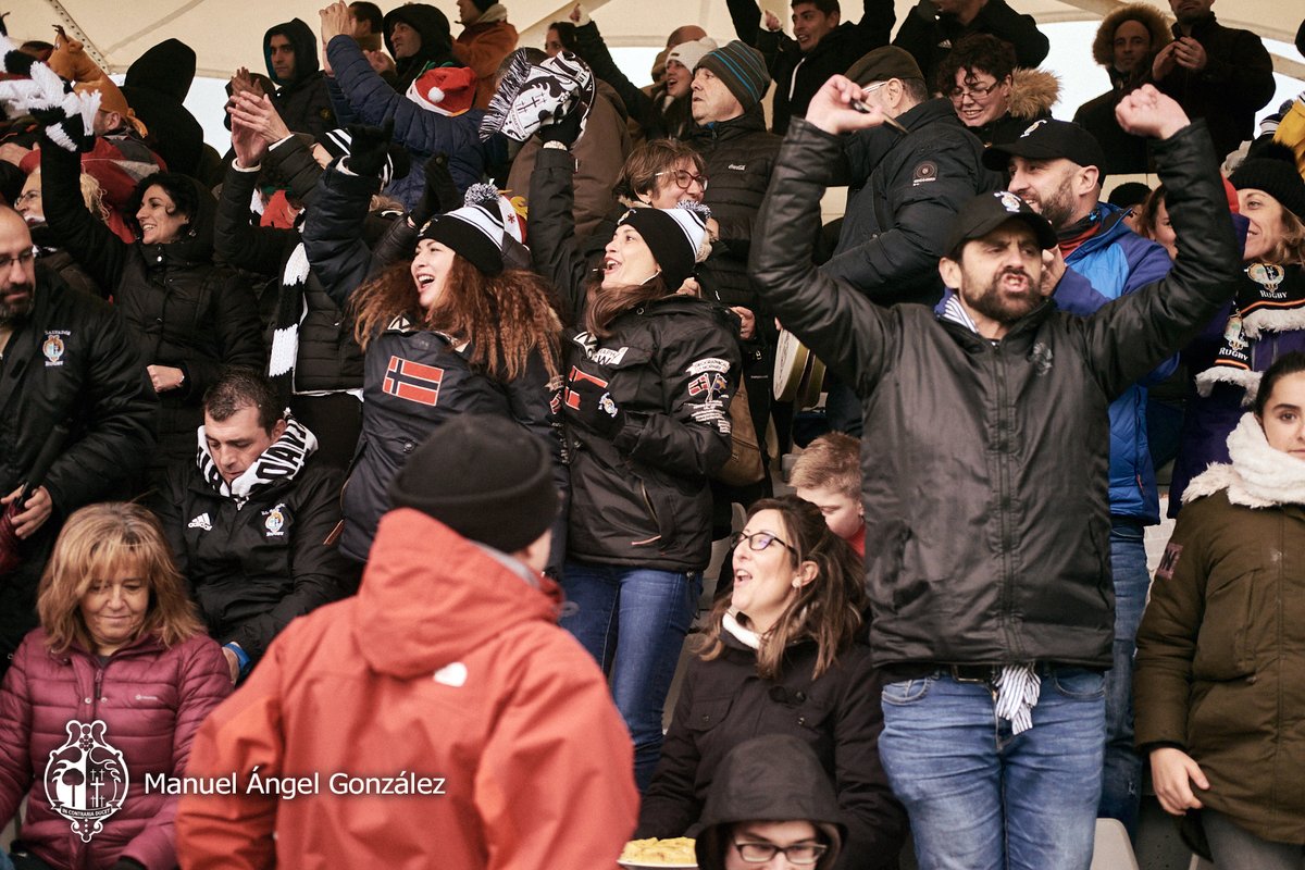 Chami_Rugby's tweet photo. 👏🏻📸🖤 Gran victoria ayer que vale una final, para terminar el año. #SuperDomingoDeRugby #MuchoChami @ManuelAngelGlez https://t.co/QntuSjlpN4